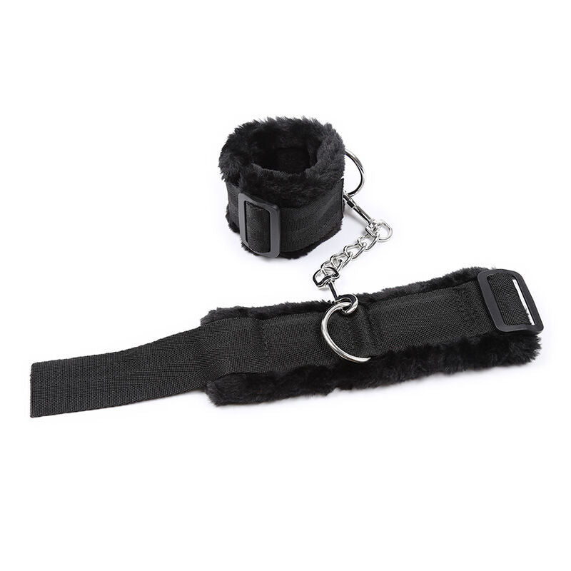 OHMAMA FETISH - FURRY-LINED WRIST RESTRAINTS