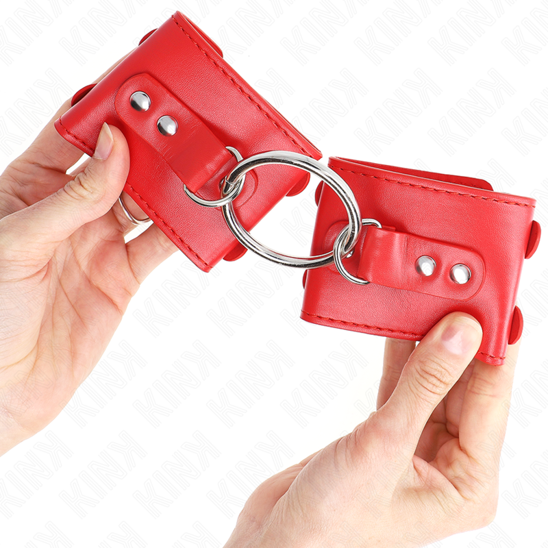 KINK - FIXED WRIST CUFFS WITH RING AND RIVETS ADJUSTABLE RED 17-22 CM X 6.5 CM