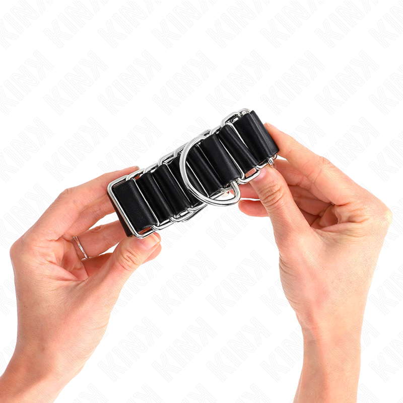 KINK - HINGE-STYLE THIN WRIST RESTRAINTS BLACK ADJUSTABLE 16-22 CM X 3.5 CM