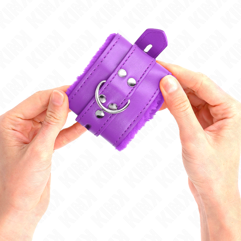 KINK - FUR-LINED WRIST RESTRAINTS WITH SQUARE HOLES, PURPLE AND PURPLE BELT, ADJUSTABLE 17-29 CM X 6 CM