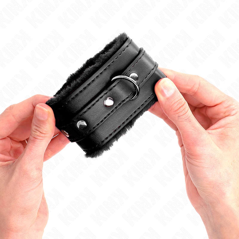 KINK - PREMIUM FUR-LINED WRIST RESTRAINTS BLACK WITH BLACK BELT ADJUSTABLE 17-29 CM X 6 CM